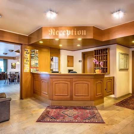 Hotel Le Postillon-2
